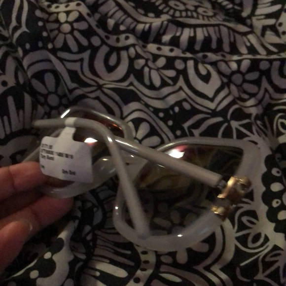 Tory Burch Sunglasses - Picture 5 of 5